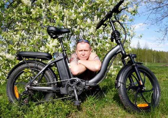  ,   Viktor, 61 ,   ,   , c 