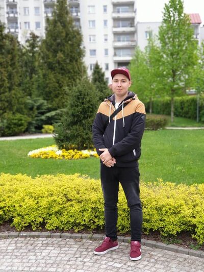  Belchatow,   , 33 ,   ,   