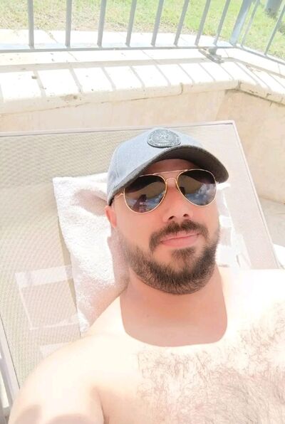 ,   Mostapha, 33 ,   ,   