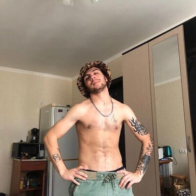  ,   Artur, 24 ,   ,   
