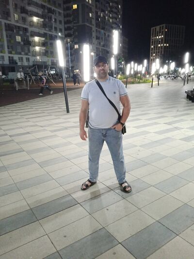  ,   Arman, 26 ,   ,   