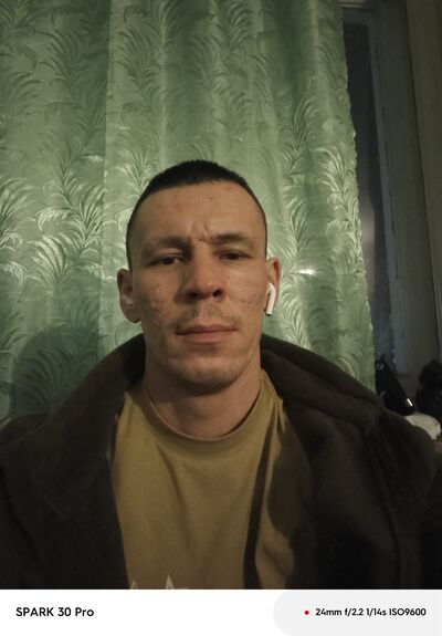  --,   Stanislav, 32 ,   ,   , c , 