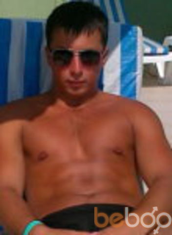  ,   Kiss, 37 ,  