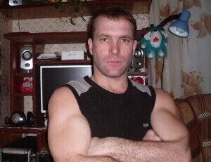  8161643  Aleksej, 44 ,    