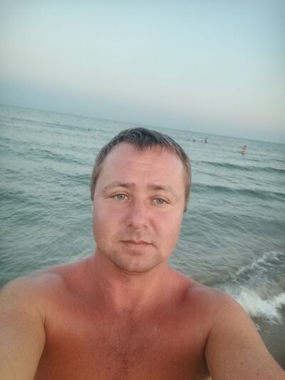  ,   Igor, 35 ,   ,   