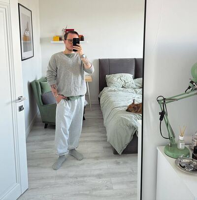  -,   , 32 ,   ,   