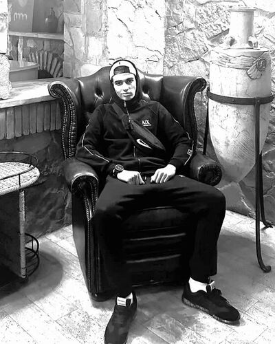  ,   Gio, 19 ,   ,   