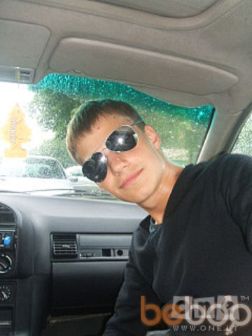  ,   Alex, 32 ,   