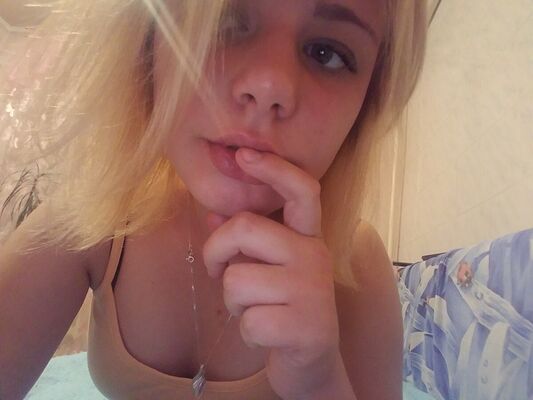  ,   Sofjya, 23 ,     , c 