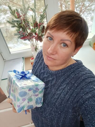  ,   Elena, 38 ,   ,   