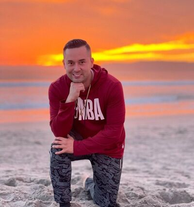  Biddeford,   Roman franco, 50 ,   ,   