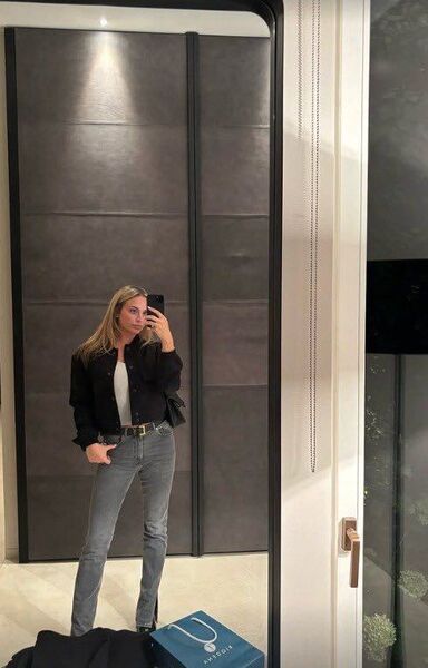  Aldford,   Jana, 29 ,   ,   , c 