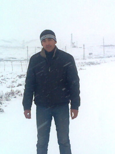  ,   Borya, 33 ,   ,   , c , 