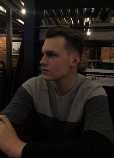 -,   Anton, 24 ,   