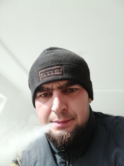  ,   Amin, 33 ,   ,   , c , 