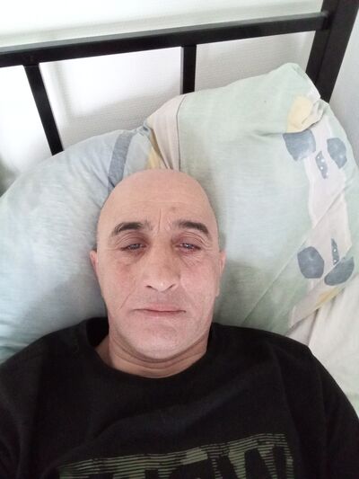  ,   Goran, 46 ,   ,   