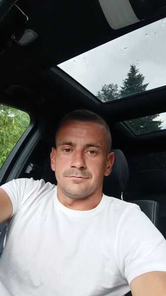  ,   Denis, 33 ,     , c , 