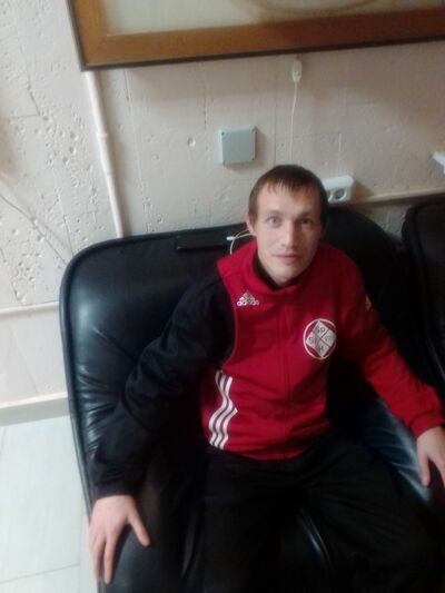 ,   Dmitrii, 32 ,   ,   , c 
