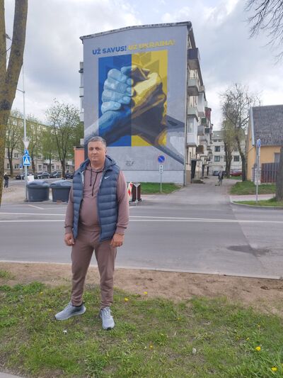  ,   Vladymyr, 46 ,   ,   
