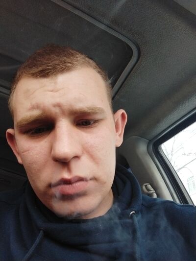  ,   Denis, 25 ,   