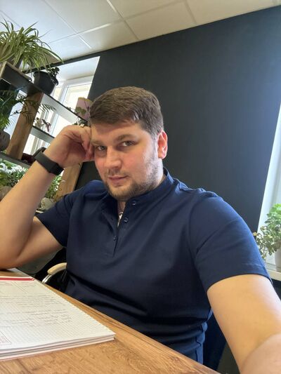  ,   Hokkeist, 29 ,   ,   