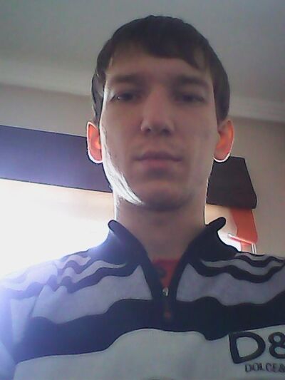  ,   Alex, 37 ,   