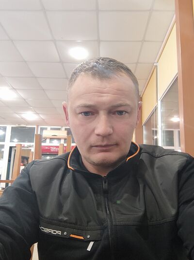  ,   Sergei, 39 ,   c 