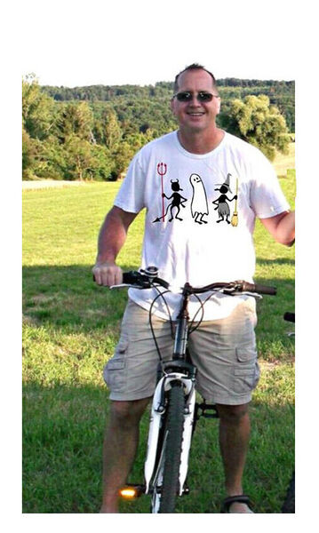  ,   Mike, 57 ,   ,   , c 