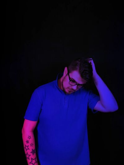  -,   , 32 ,   ,   