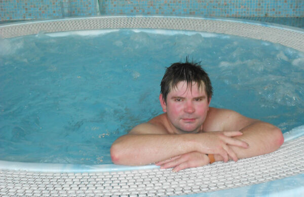  ,   Andrej, 46 ,   ,   , c 