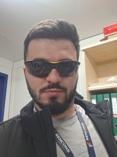  ,   Hanifi, 29 ,   ,   