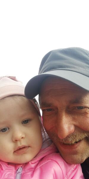  ,   Robert, 58 ,     