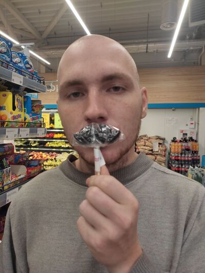  ,   Ole, 23 ,   