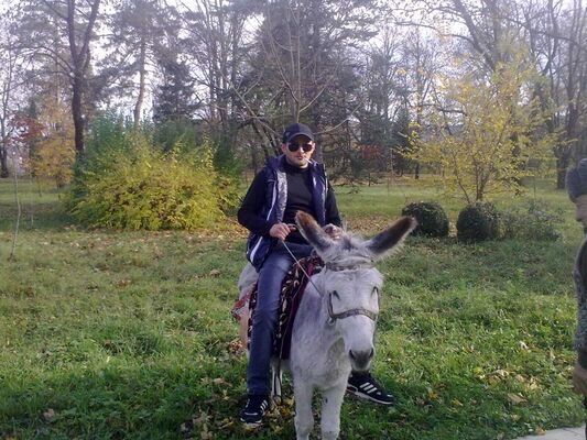  ,   Ruslan, 37 ,   ,   