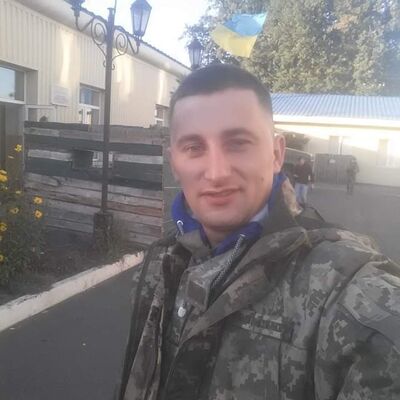  ,   Vitalik, 33 ,   