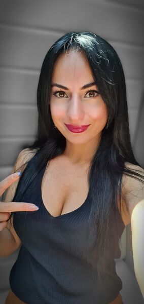  --,   Nina, 37 ,   ,   , c 