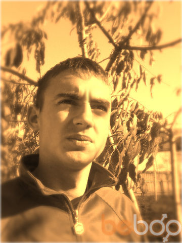  ,   Andrew, 32 ,   
