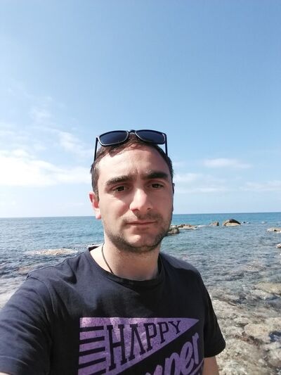  Nicosia,   Irakli, 38 ,   ,   , c 