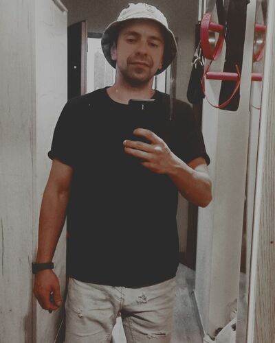  Warszawa,   , 32 ,   ,   , c , 