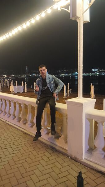 ,   Slava, 32 ,   ,   