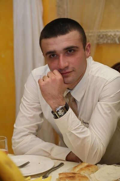  ,   Sam, 30 ,   ,   , c , 