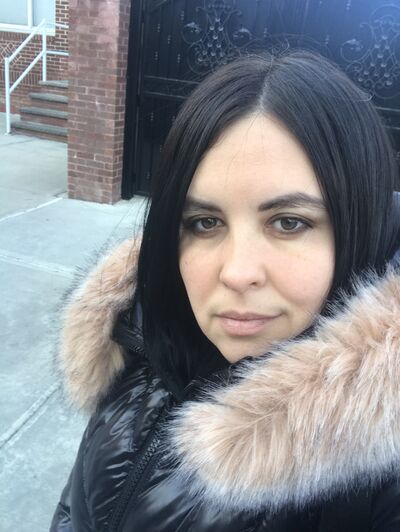  New York City,   Mira, 44 ,   ,   