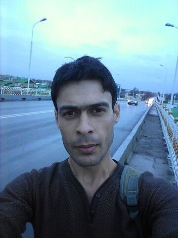  9877323  Faruh, 31 ,    