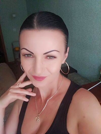  ,   Nata, 47 ,  