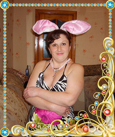  ,   Malvina, 44 ,  