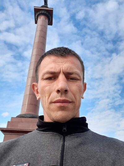  ,   Vladislav, 42 ,   ,   , c , 