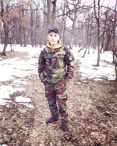 ,   Arkadye, 27 ,   ,   , c 