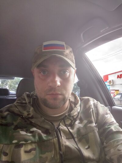  ,   Ilya, 33 ,   ,   