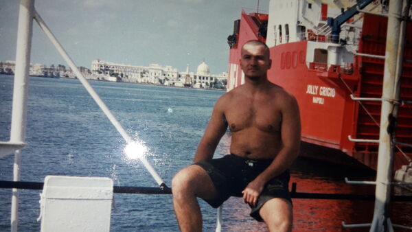  ,   Pavel, 45 ,   ,   , c 