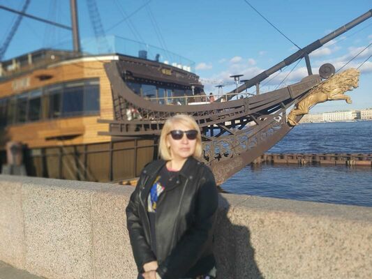  ,   Ledi Di, 53 ,     , c 